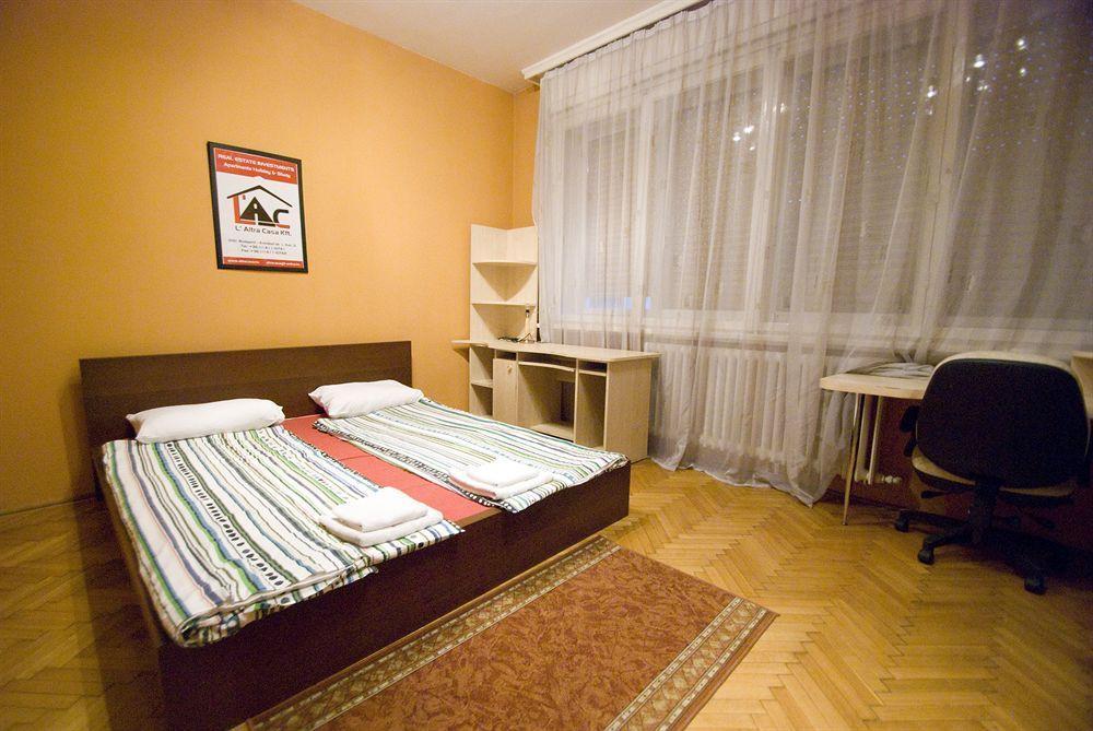 Altracasa Apartments Budapest Esterno foto
